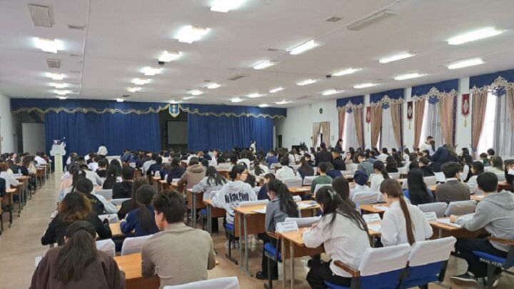 Мартовское ЕНТ началось в Казахстане