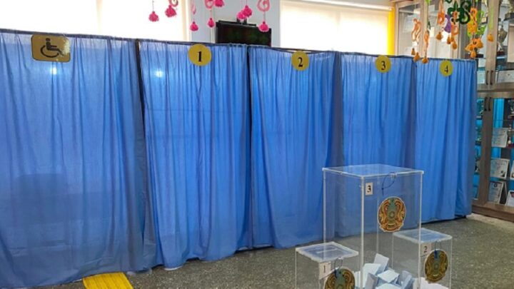 По данным в 14.00 на участки референдума в Шымкенте пришли 58,24% избирателей