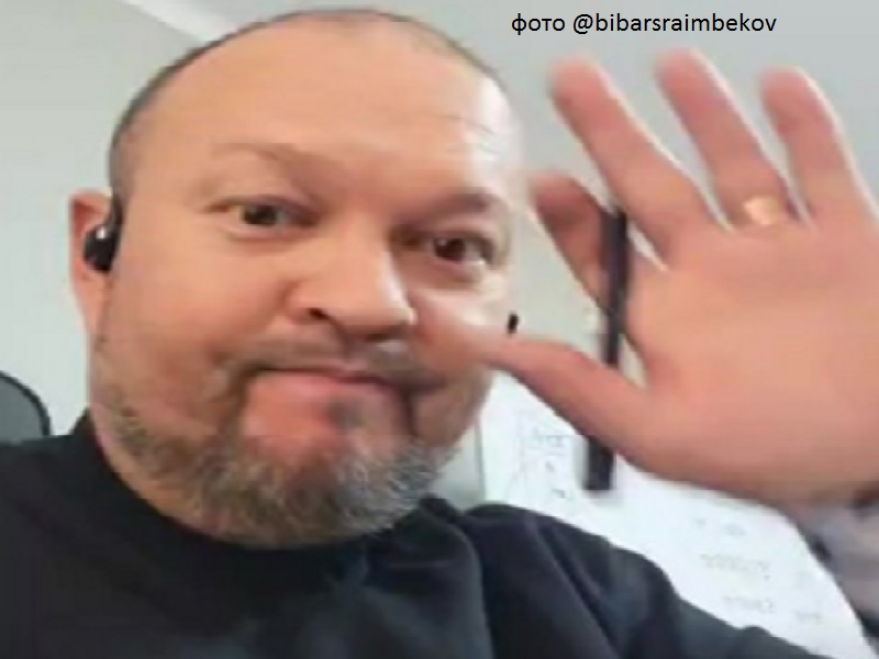 Известного блогера-юриста Руслана Жанпеисова оправдал суд по административным правонарушениям