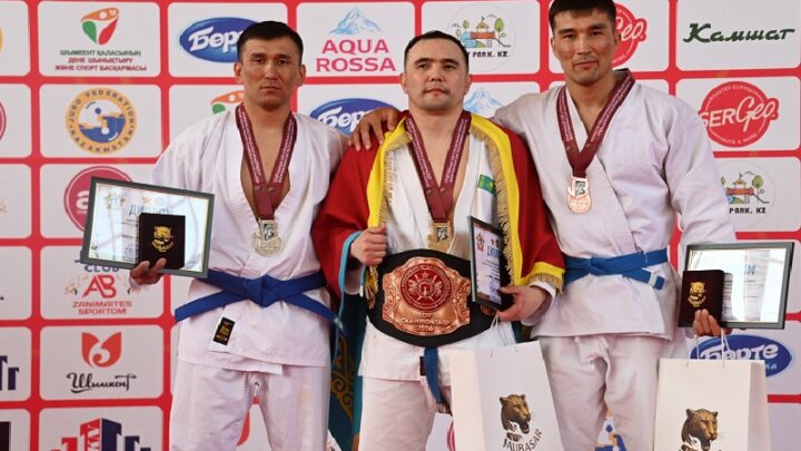 В Шымкенте определили лучших в армейском рукопашном бою