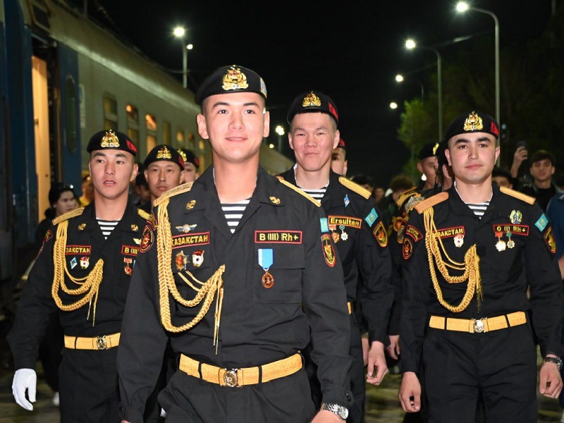 В Туркестан приехали морские пехотинцы