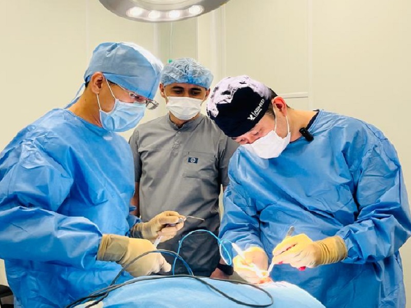 В Шымкенте успешно проведена сложная операция при редком заболевании мозга