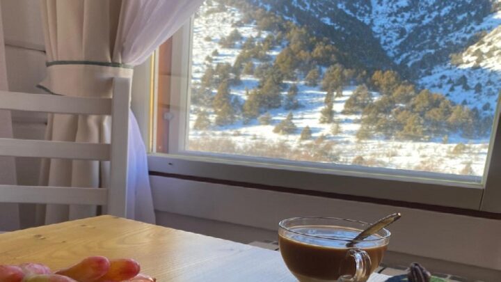 Казахстанцев ждут 14 выходных и короткие рабочие недели