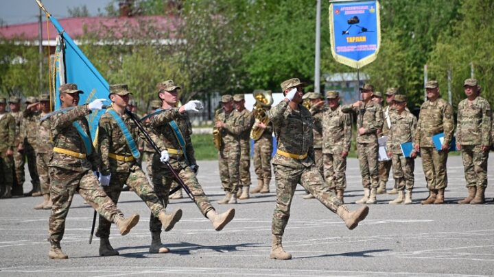Солдаты завершили службу в Шымкенте