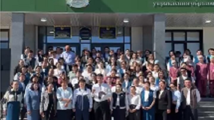 Учителя школы 143 Шымкента обратились к президенту Казахстана за защитой от бесконечных проверок