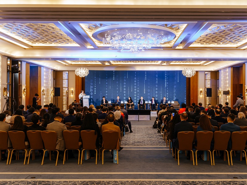 Как Казахстан учится защищаться от онлайн-мошенников