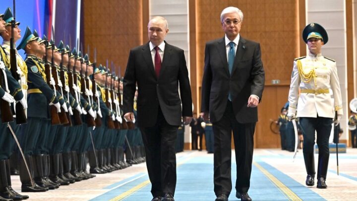 Переговоры Касым-Жомарта Токаева и Владимира Путина проходят в Астане