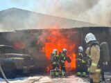 В Шымкенте ликвидирован крупный пожар на частных складах, двое госпитализированы