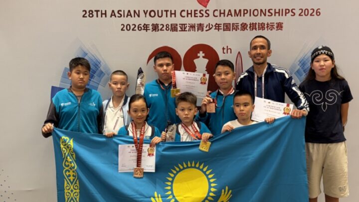 Казахстанские юниоры блестяще стартовали на чемпионате Азии