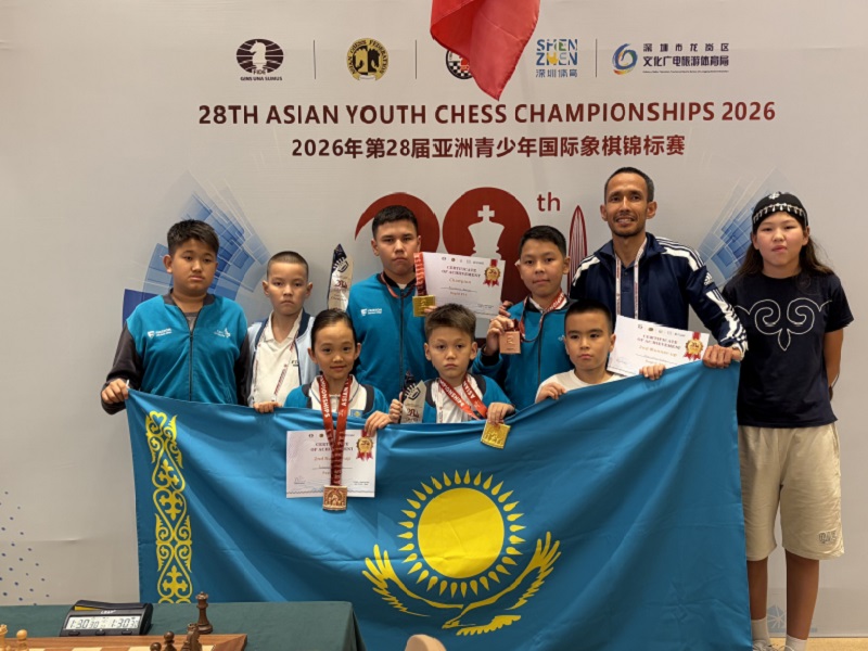 Казахстанские юниоры блестяще стартовали на чемпионате Азии