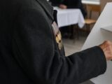 100-летний ветеран ВОВ проголосовал на выборах в Сайрамском районе