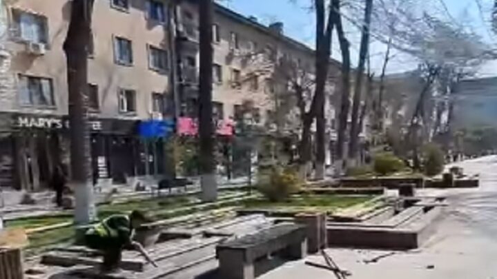 Изменить отношение к работе уборщиц и дворников предложила депутат Курултая