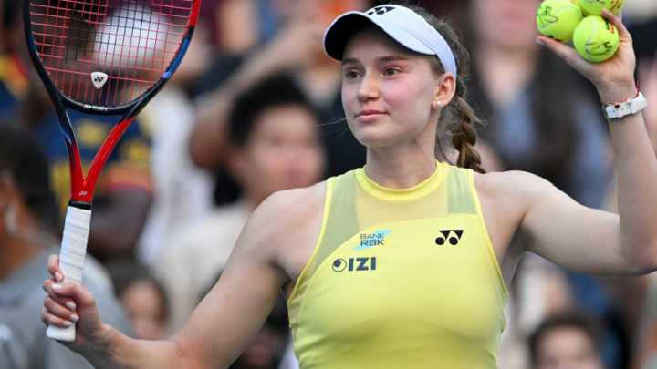 IZI поздравляет Елену Рыбакину с победой на US Open