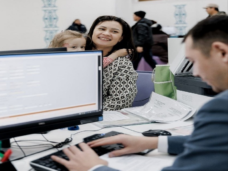 Почти 90% свидетельств о рождении в Шымкенте оформляются онлайн