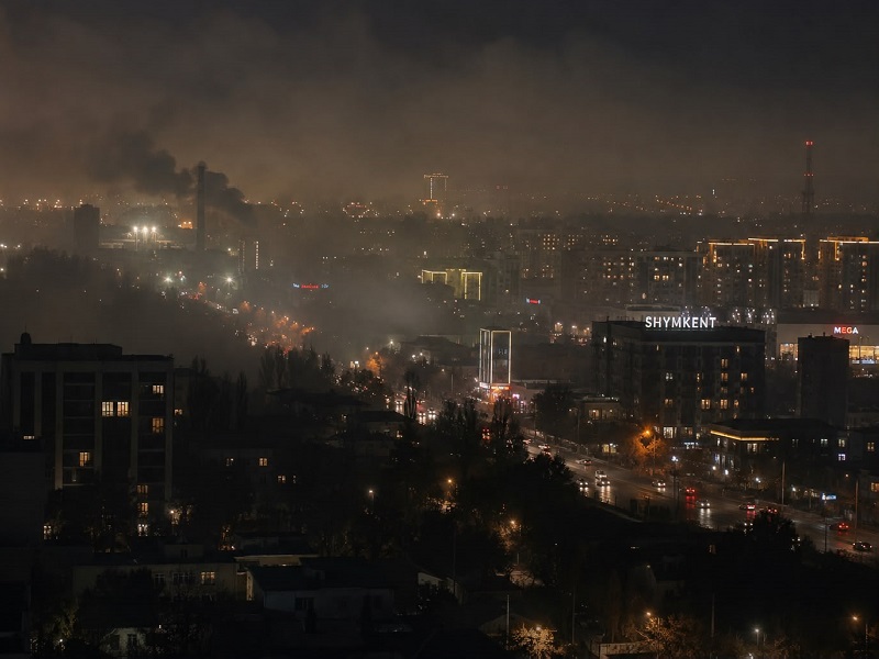 Ночной смрад: чем на самом деле дышит Шымкент